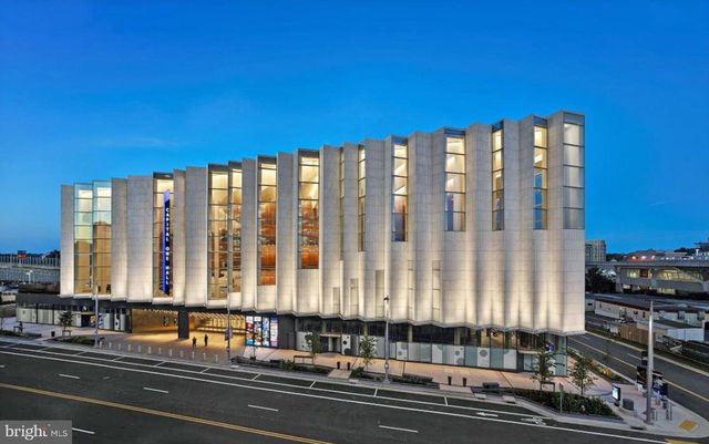 9132 ERMANTRUDE CT, Vienna, VA 22182