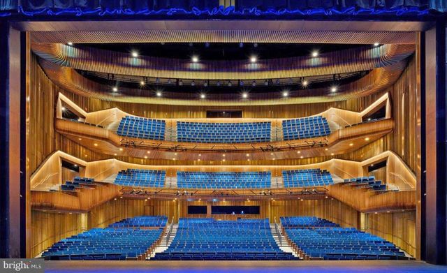 9132 ERMANTRUDE CT, Vienna, VA 22182