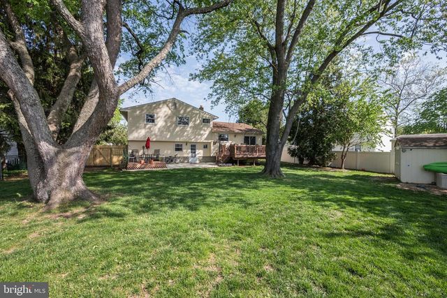 203 N HARRISON AVE, Edgewater Park, NJ 08010