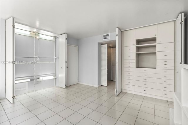 1420 Brickell Bay Drive 1405C, Miami, FL 33131