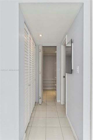 1420 Brickell Bay Drive 1405C, Miami, FL 33131