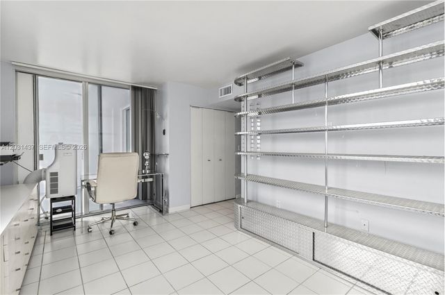 1420 Brickell Bay Drive 1405C, Miami, FL 33131