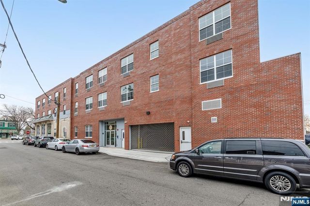 1 Center Street 306, Clifton, NJ 07011