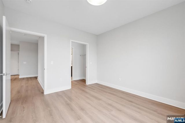 1 Center Street 306, Clifton, NJ 07011