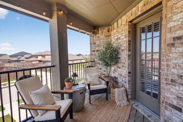 2256 Spring Hollow Dr, Lancaster, TX 75134