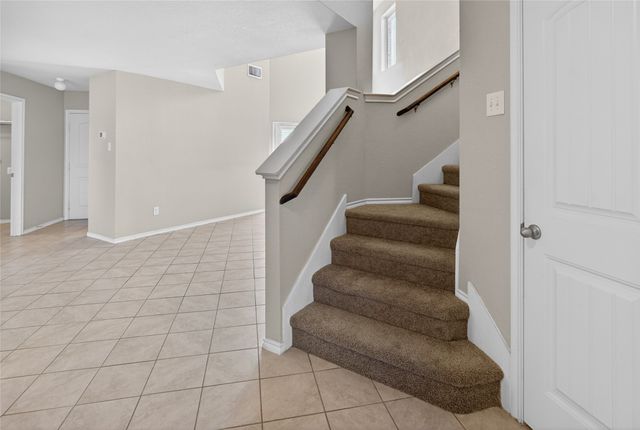 2256 Spring Hollow Dr, Lancaster, TX 75134