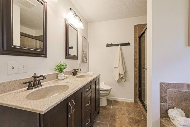 7510 Hollywood Drive, West Chester, OH 45069