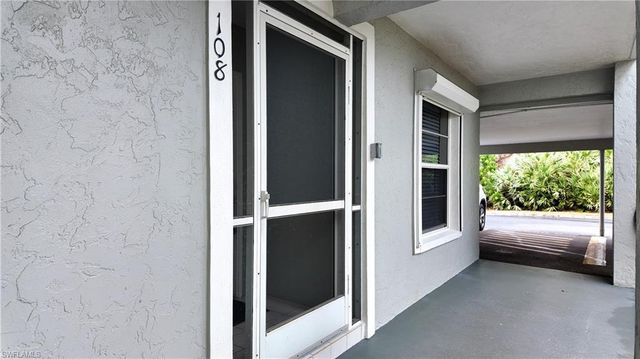 509 Roma CT 108, Naples, FL 34110