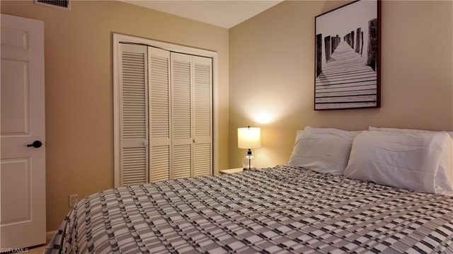 509 Roma CT 108, Naples, FL 34110