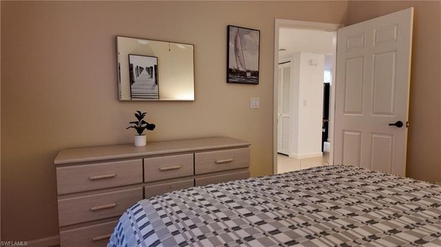 509 Roma CT 108, Naples, FL 34110