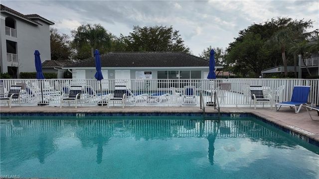 509 Roma CT 108, Naples, FL 34110