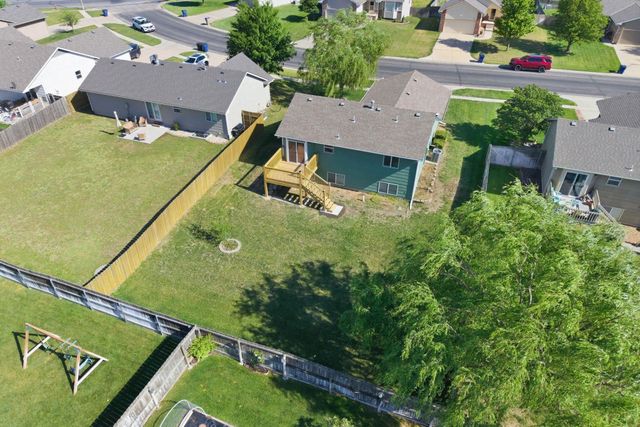 2413 E Casey Dr, Goddard, KS 67052
