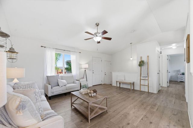 2413 E Casey Dr, Goddard, KS 67052