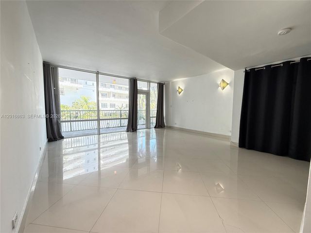 1408 Brickell Bay Dr 213, Miami, FL 33131