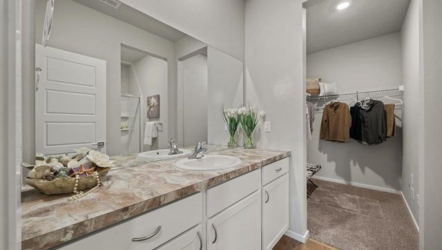 3788 S McCabe Ln, Spokane, WA 99206