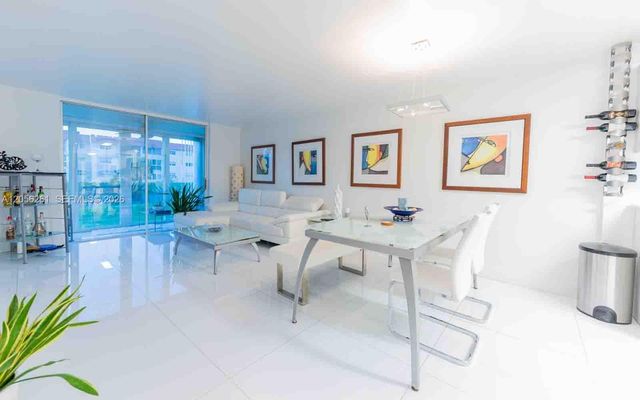 2931 E Sunrise Lakes Drive 109, Sunrise, FL 33322