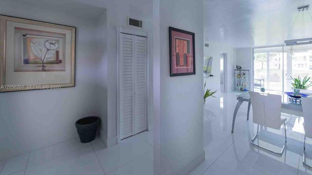 2931 E Sunrise Lakes Drive 109, Sunrise, FL 33322