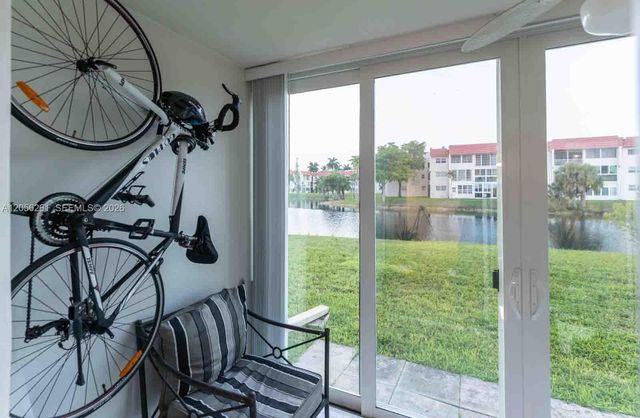 2931 E Sunrise Lakes Drive 109, Sunrise, FL 33322