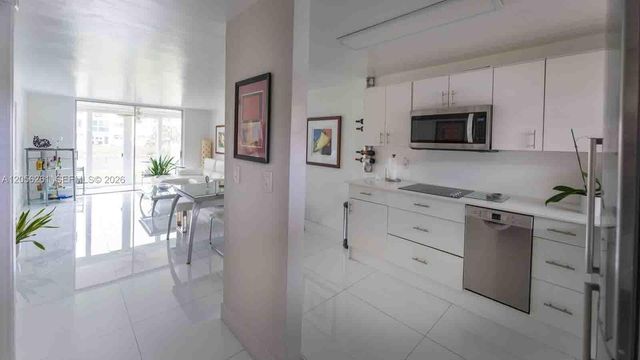 2931 E Sunrise Lakes Drive 109, Sunrise, FL 33322