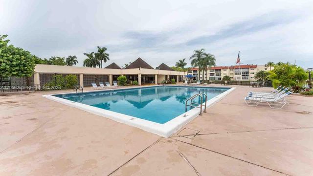 2931 E Sunrise Lakes Drive 109, Sunrise, FL 33322