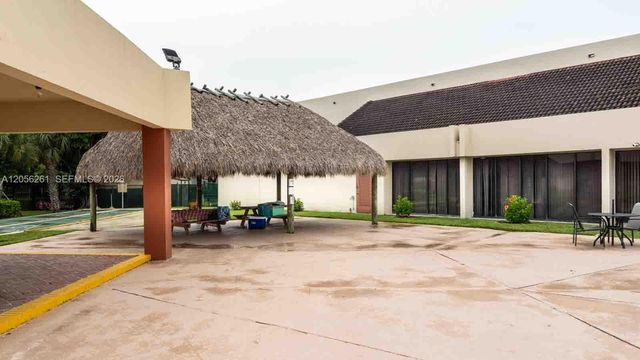 2931 E Sunrise Lakes Drive 109, Sunrise, FL 33322