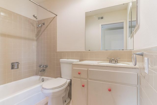 2703 Swisher ST 205A, Austin, TX 78705