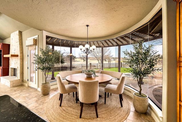 2916 Rock Barn Dr, Kerrville, TX 78028