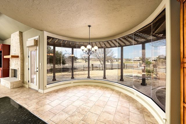 2916 Rock Barn Dr, Kerrville, TX 78028