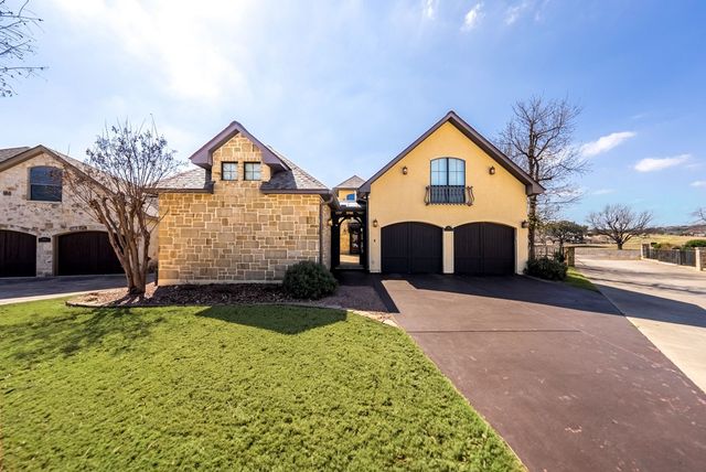 2916 Rock Barn Dr, Kerrville, TX 78028