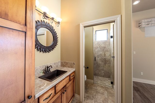 2916 Rock Barn Dr, Kerrville, TX 78028