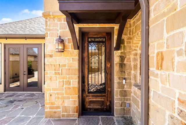 2916 Rock Barn Dr, Kerrville, TX 78028