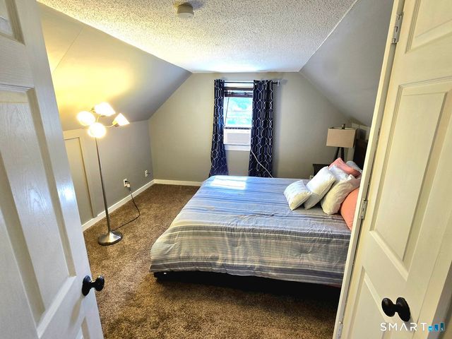 41 Hockanum Drive, East Hartford, CT 06118