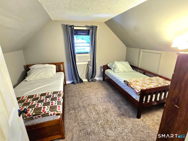 41 Hockanum Drive, East Hartford, CT 06118