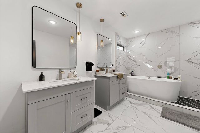 912 S Brighton Avenue, Dallas, TX 75208