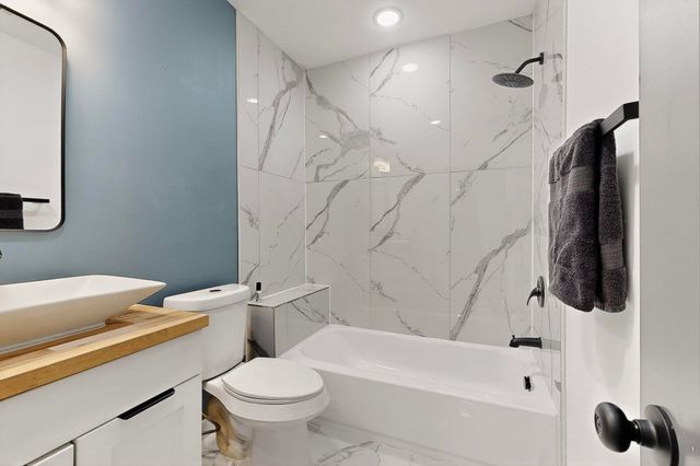 912 S Brighton Avenue, Dallas, TX 75208