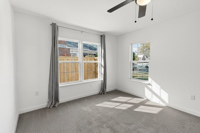 912 S Brighton Avenue, Dallas, TX 75208