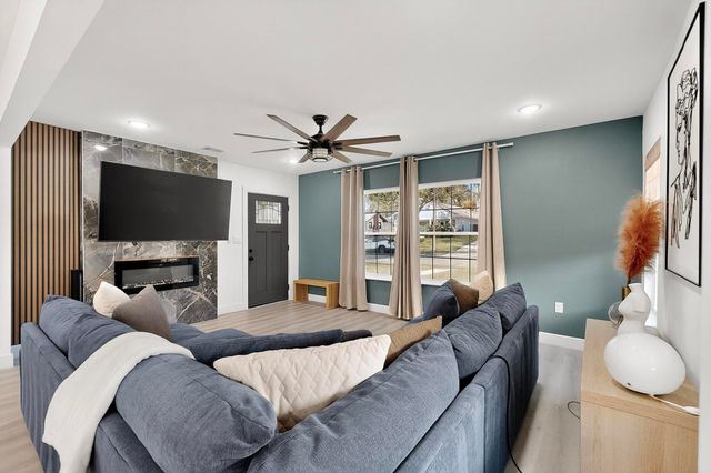 912 S Brighton Avenue, Dallas, TX 75208