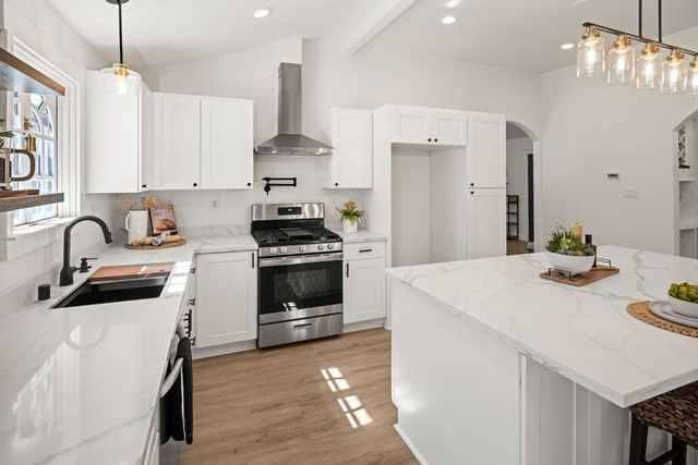 4664 Ladera Way, Carmichael, CA 95608