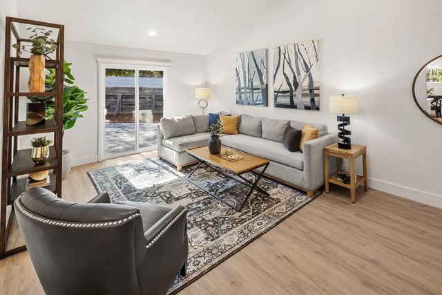 4664 Ladera Way, Carmichael, CA 95608