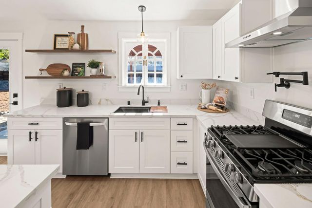 4664 Ladera Way, Carmichael, CA 95608