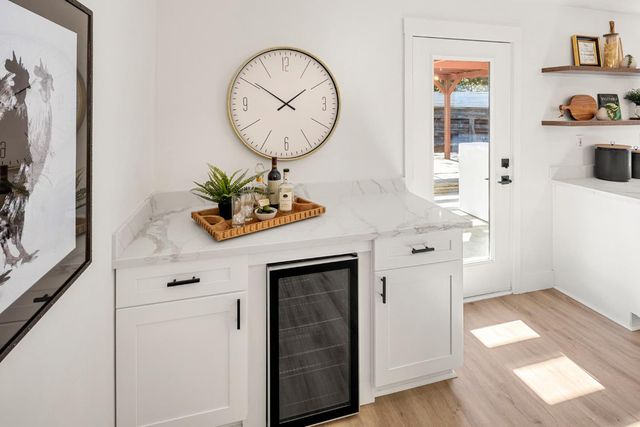 4664 Ladera Way, Carmichael, CA 95608