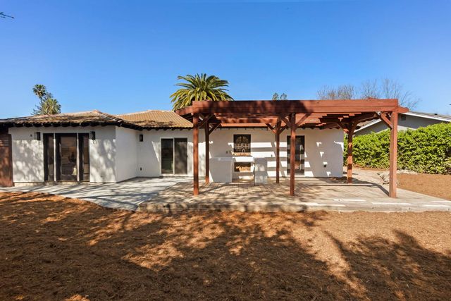 4664 Ladera Way, Carmichael, CA 95608