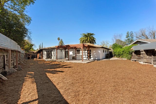 4664 Ladera Way, Carmichael, CA 95608