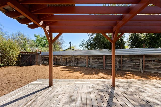 4664 Ladera Way, Carmichael, CA 95608