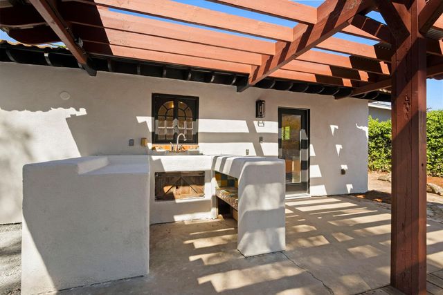 4664 Ladera Way, Carmichael, CA 95608