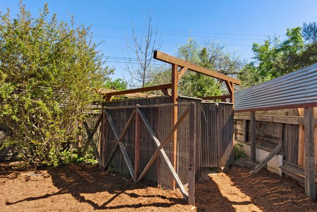 4664 Ladera Way, Carmichael, CA 95608