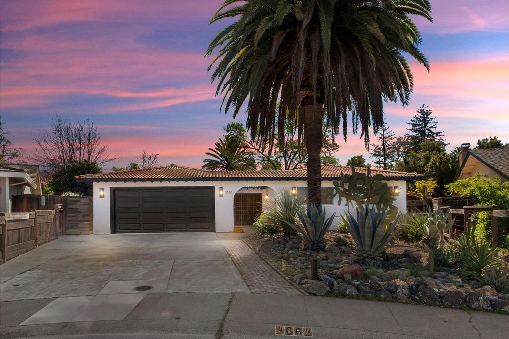 4664 Ladera Way, Carmichael, CA 95608