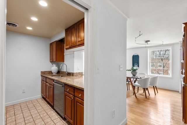 17 Bowdoin Street 4AB, Boston, MA 02114