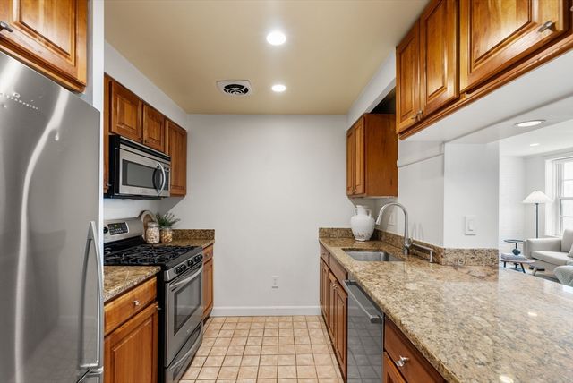 17 Bowdoin Street 4AB, Boston, MA 02114