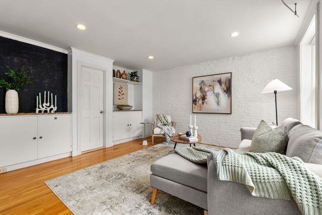 17 Bowdoin Street 4AB, Boston, MA 02114